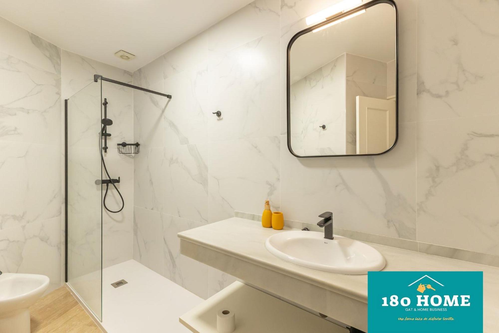 180 Home Goyeneta Luxury Seville Exterior photo