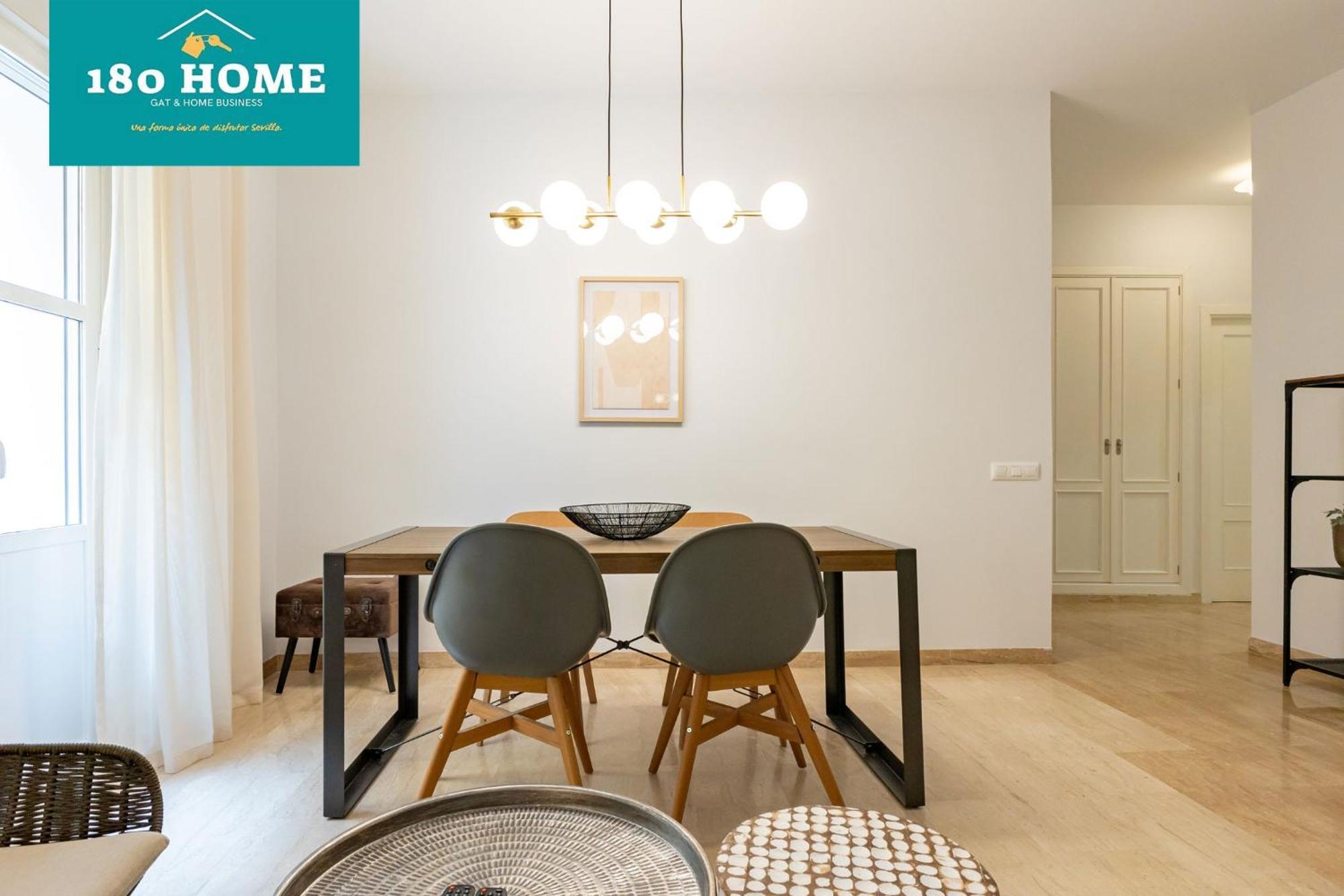 180 Home Goyeneta Luxury Seville Exterior photo